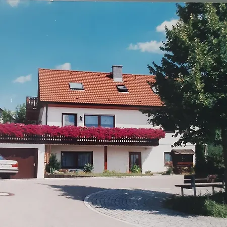 Ruhiges Einzimmer-apartment Apartment